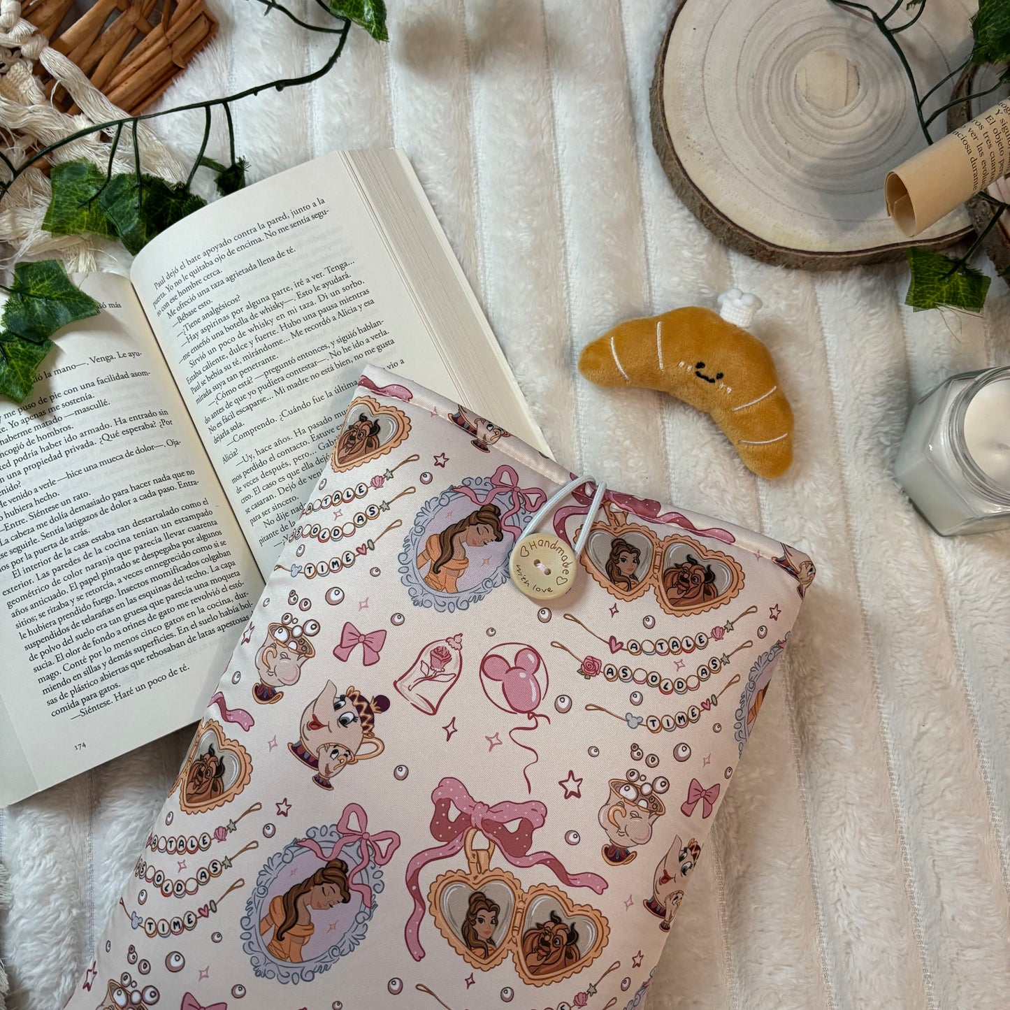 Funda literaria Tale as old as time Bella y Bestia