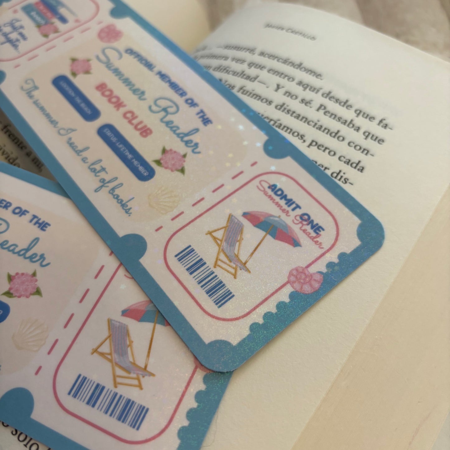 Marcapáginas summer reader bookclub holográfico