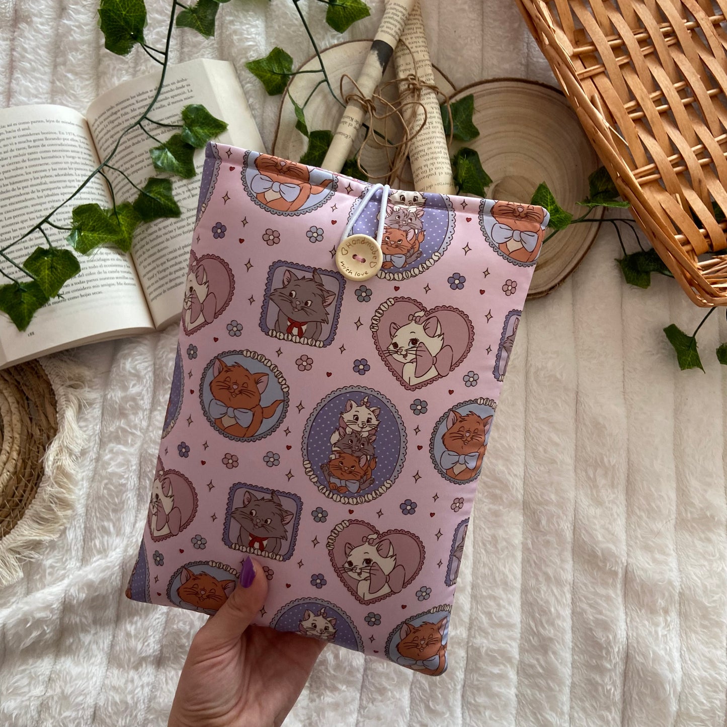 Funda literaria cute Aristogatos