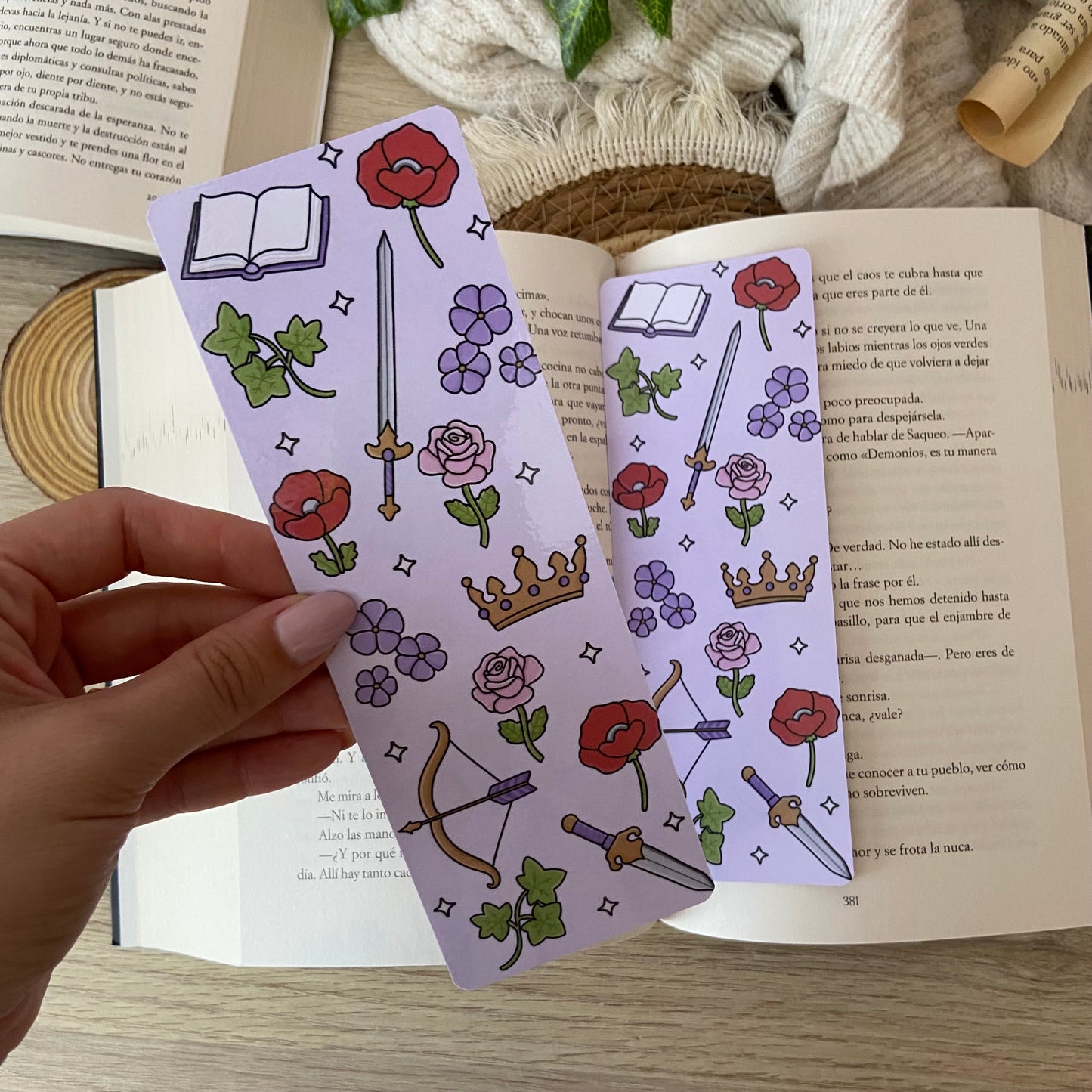 Pack funda powerless + marcapáginas + taza