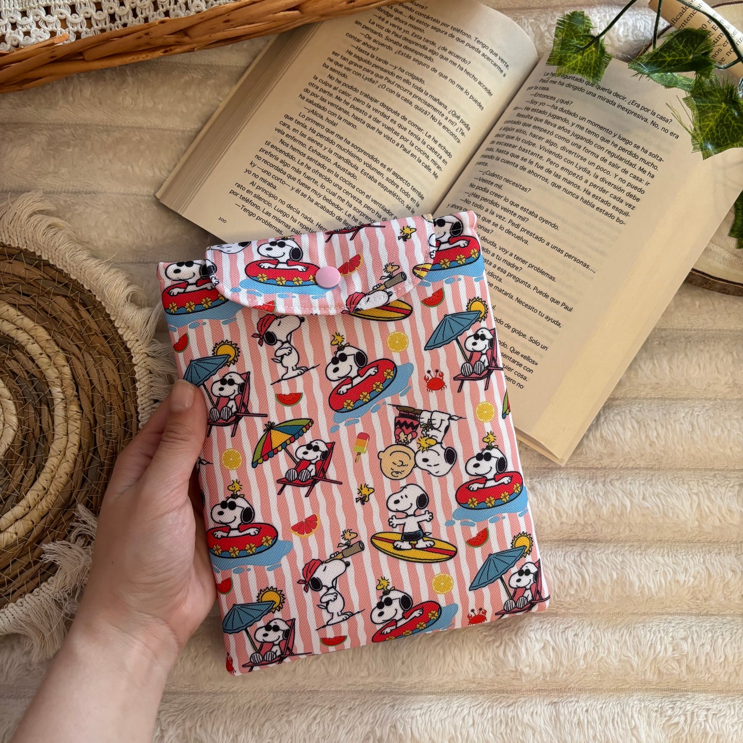 Funda kindle/kobo libra colour Snoopy veraniego impermeable