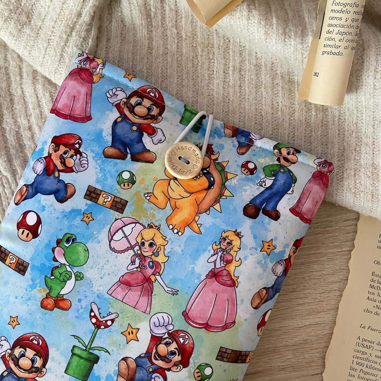 Funda literaria Mario Bros