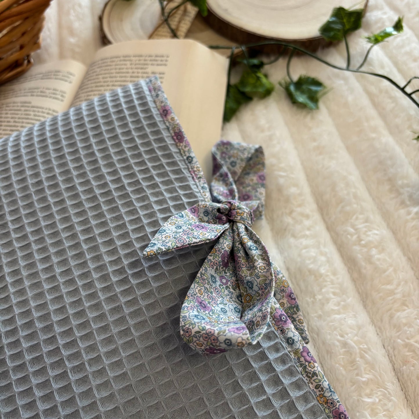 Funda literaria Aura