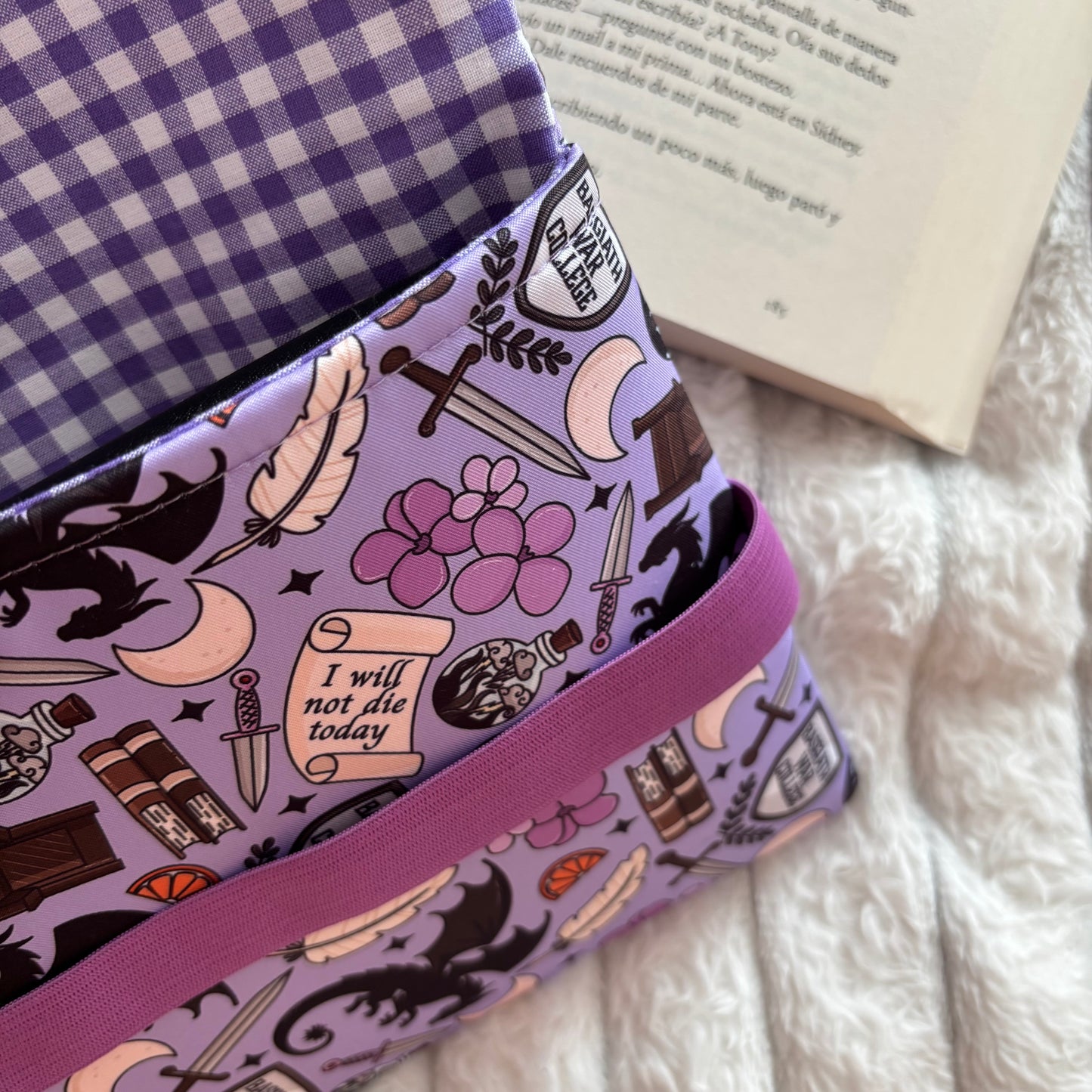 Funda de solapas para ebook Basgiath war college