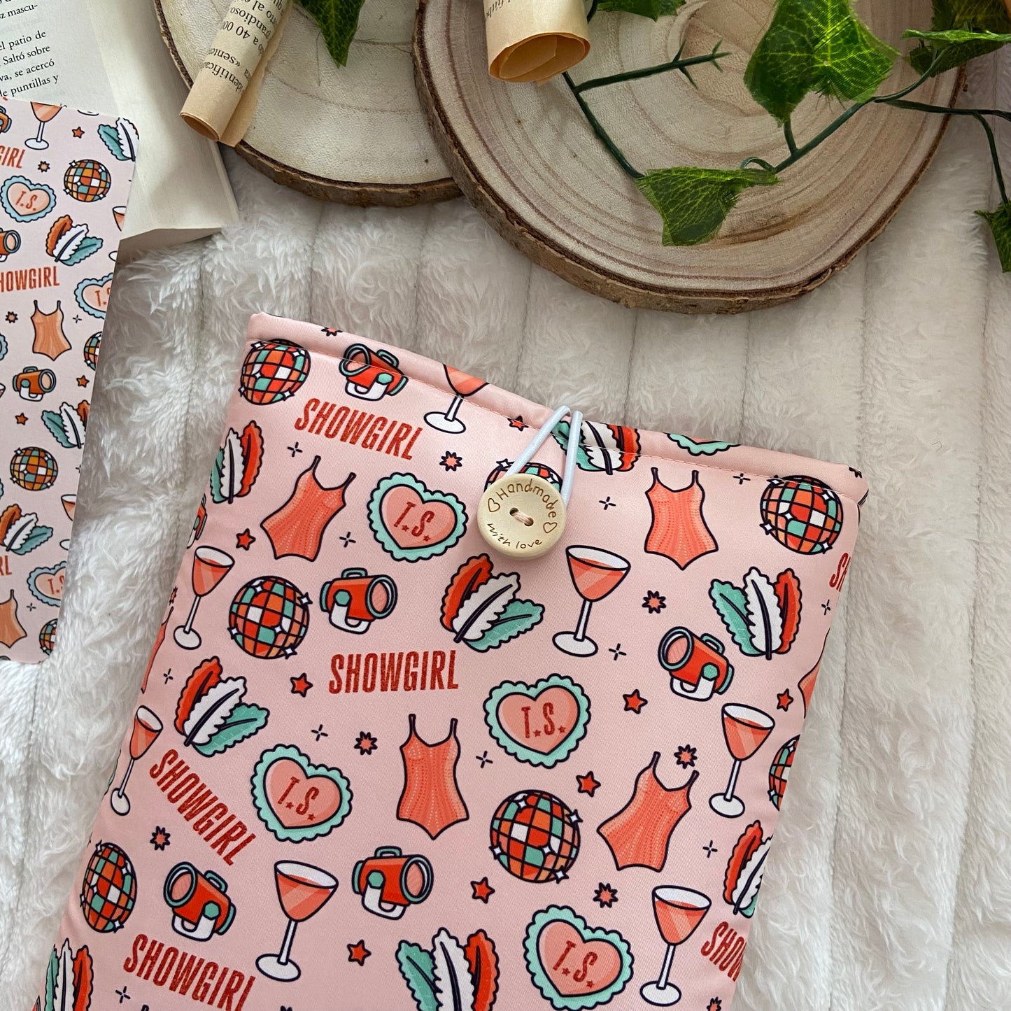 Funda literaria Taylor Swift The life of a showgirl