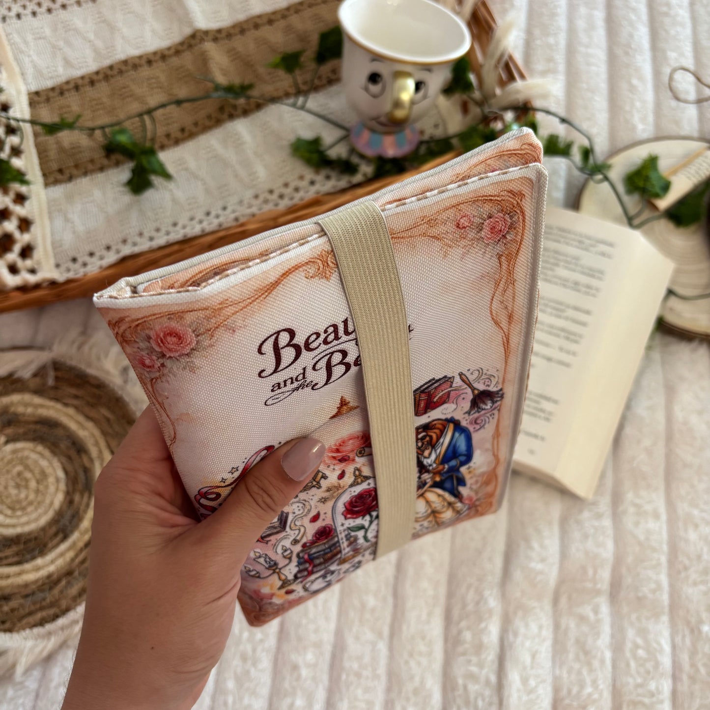 Funda de solapas para ebook érase una vez Bella y Bestia impermeable