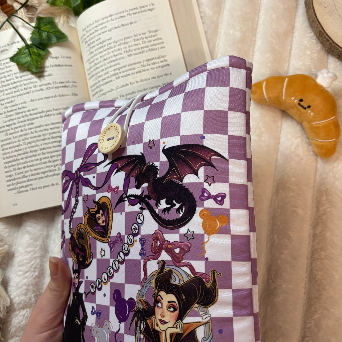 Funda literaria Maléfica