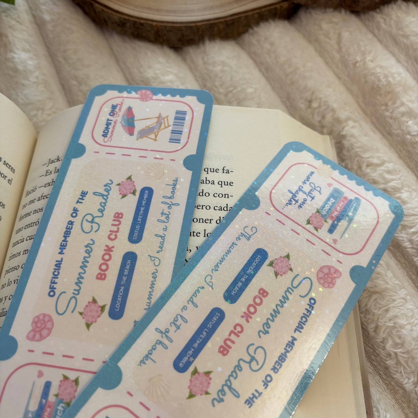 Marcapáginas summer reader bookclub holográfico