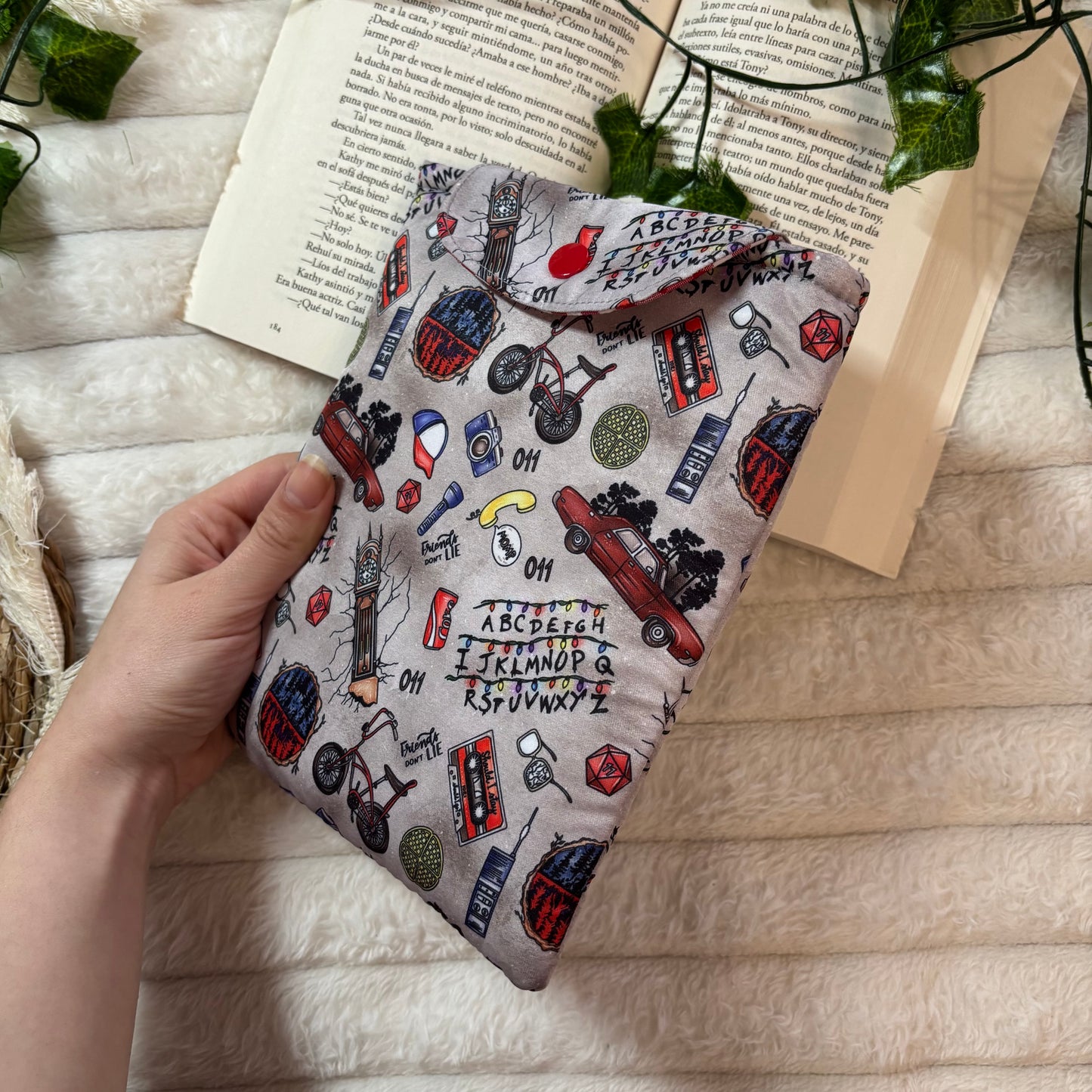 Funda kindle/kobo libra colour Stranger things