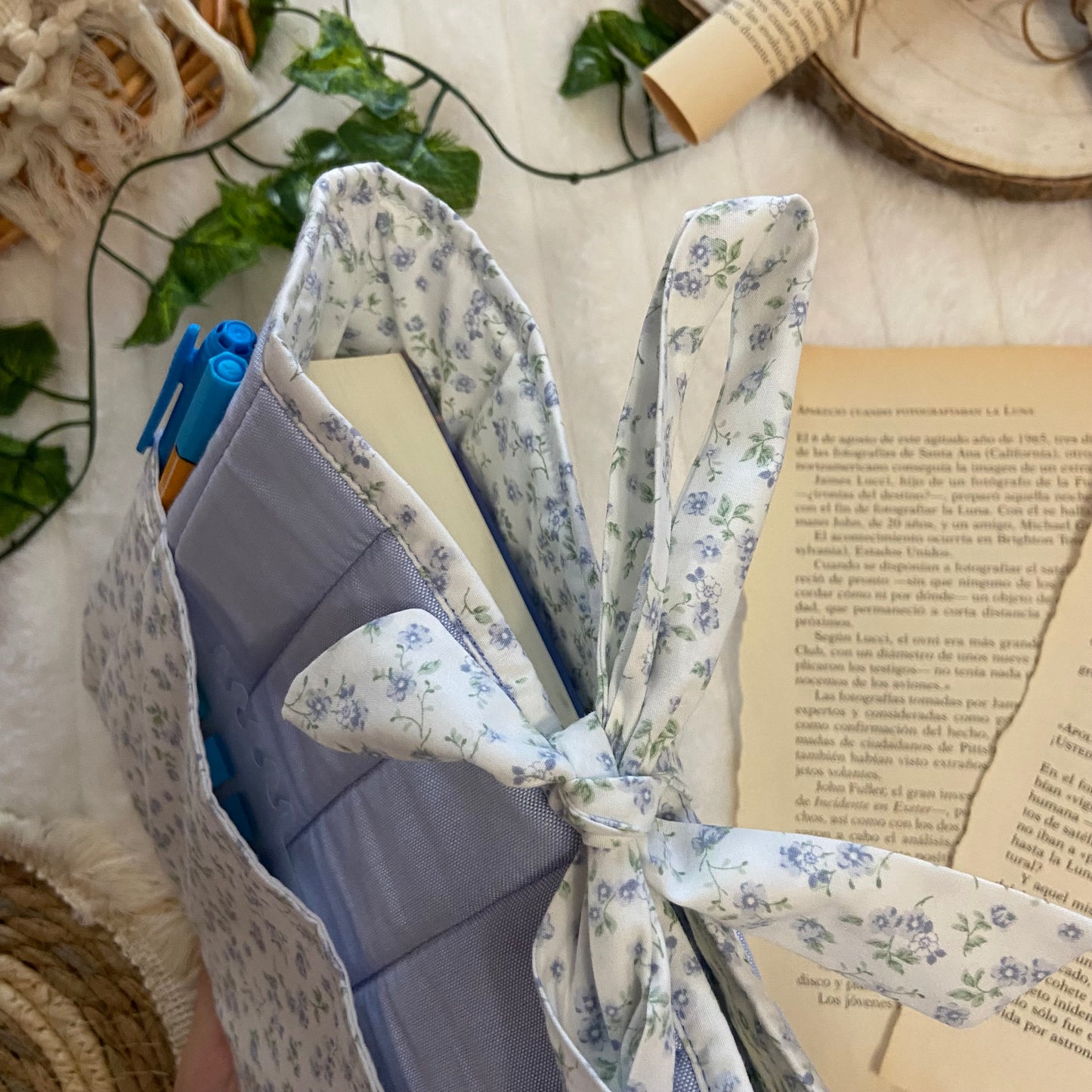 Funda literaria Bloom acolchada con bolsillos