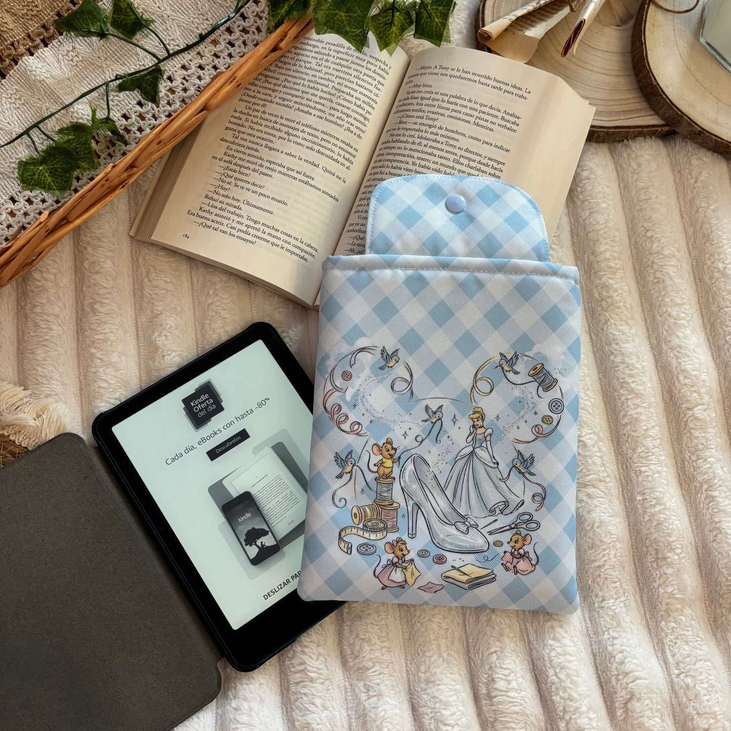 Funda kindle/kobo Cenicienta impermeable