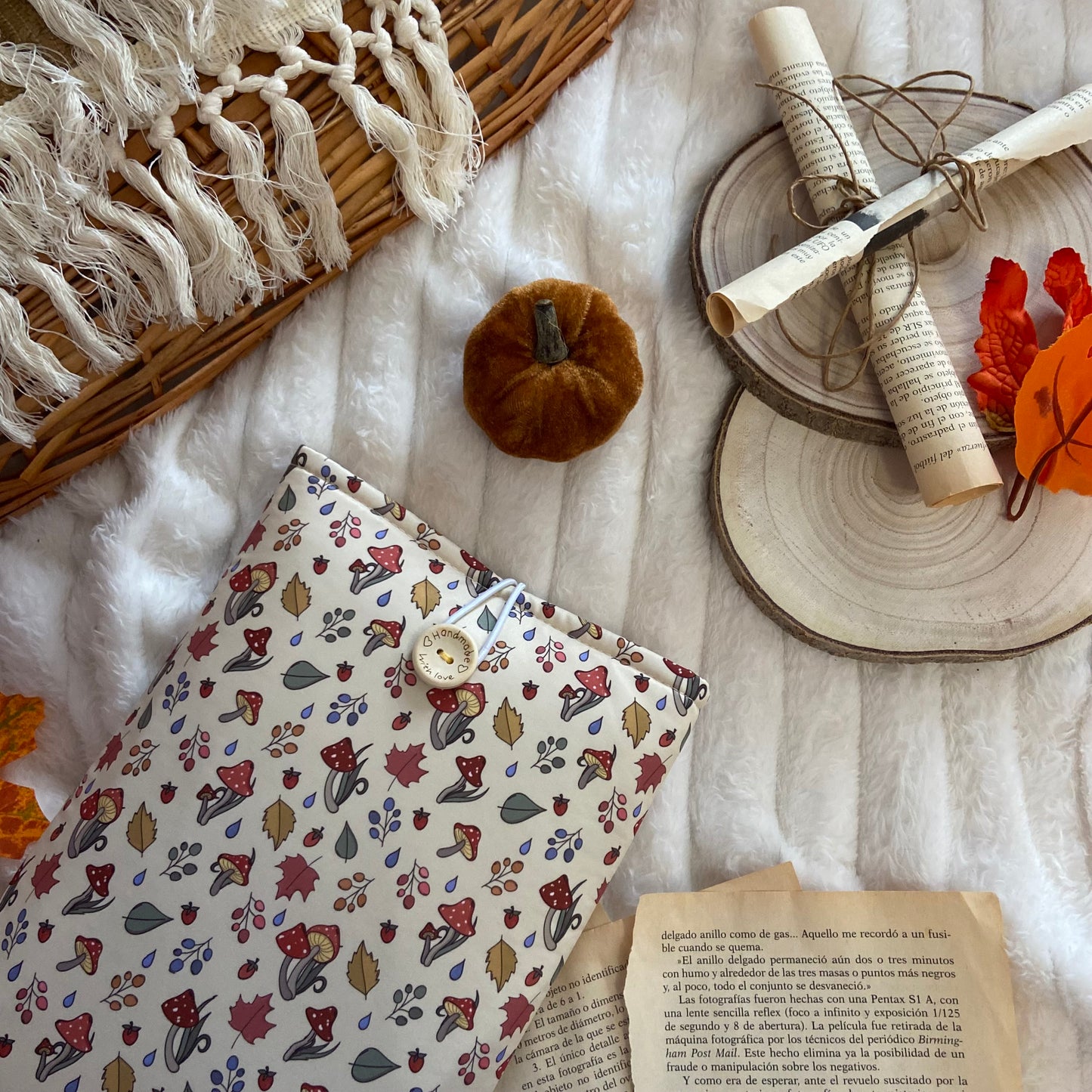 Funda literaria lectura en otoño