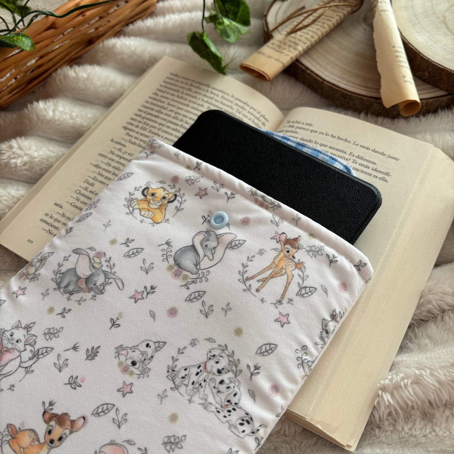 Funda para ebook personajes Disney
