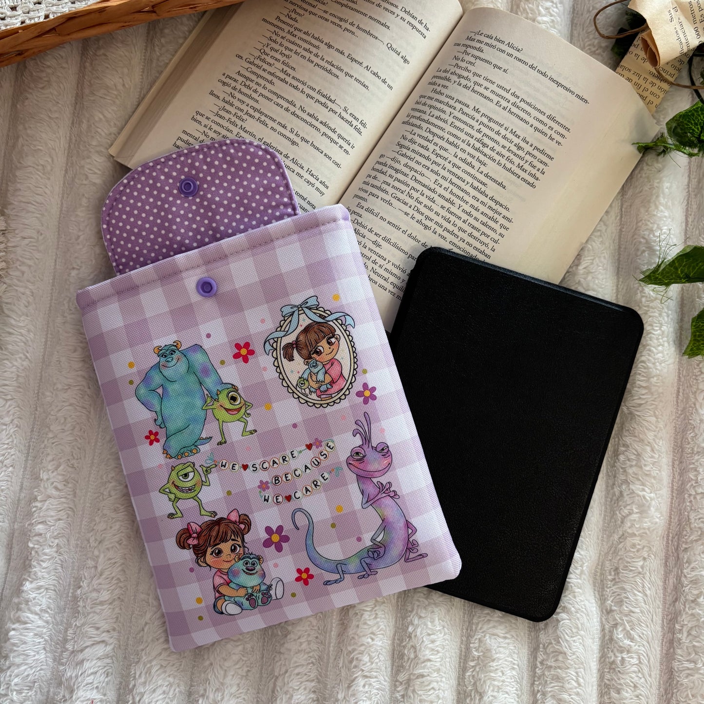 Funda kindle/kobo Monstruos S.A impermeable