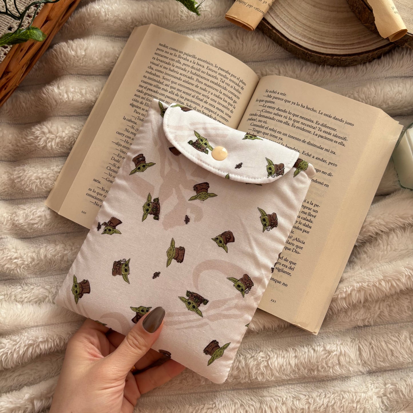 Funda para ebook Yoda