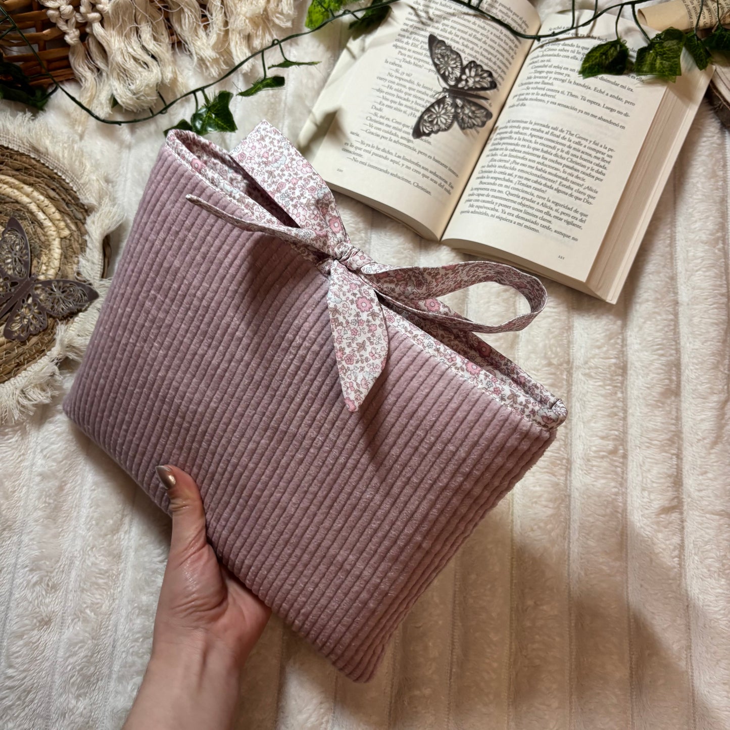 Funda literaria California de pana