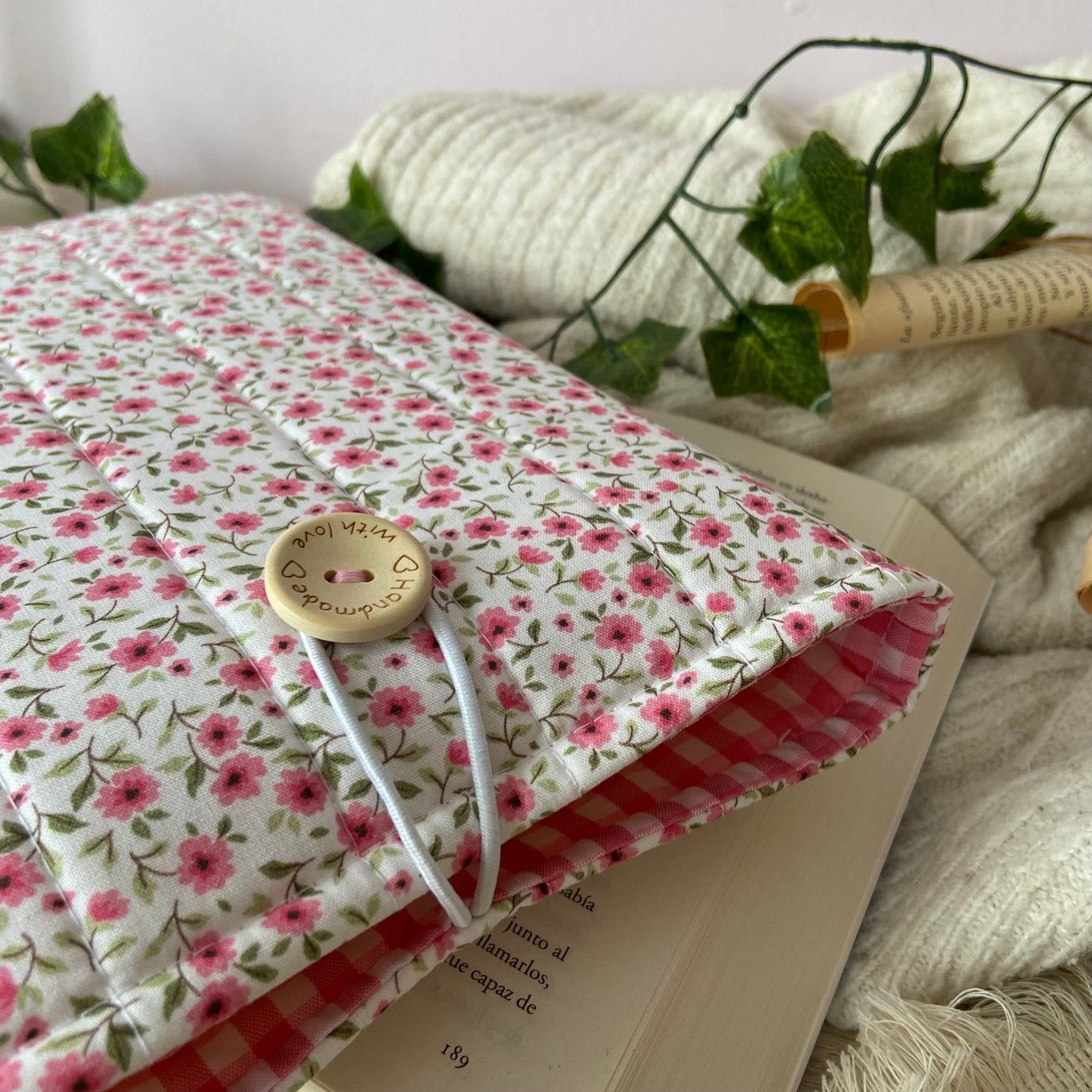Funda literaria Aila
