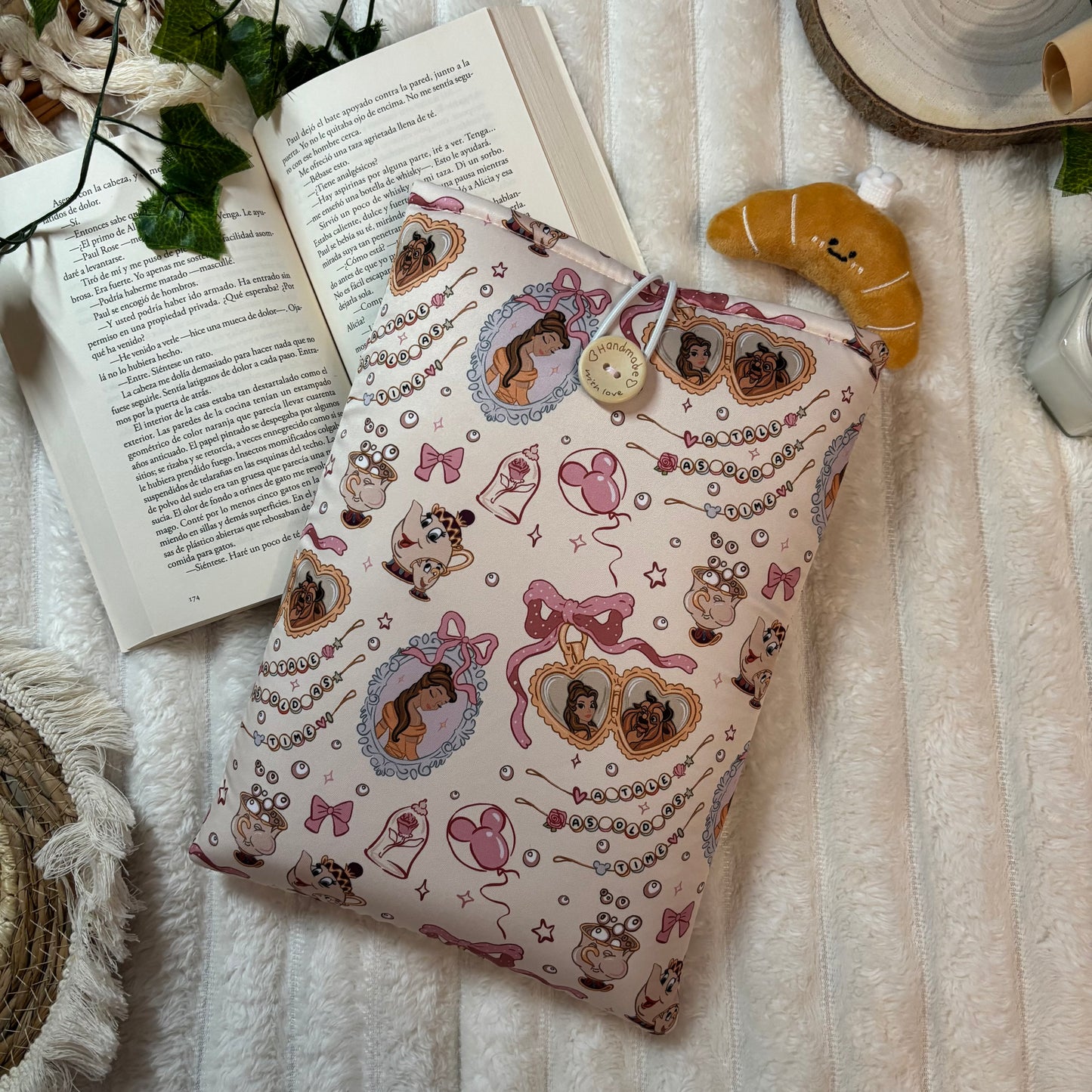 Funda literaria Tale as old as time Bella y Bestia