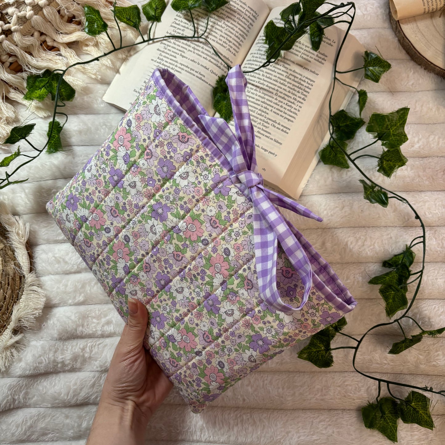 Funda literaria Anastasia