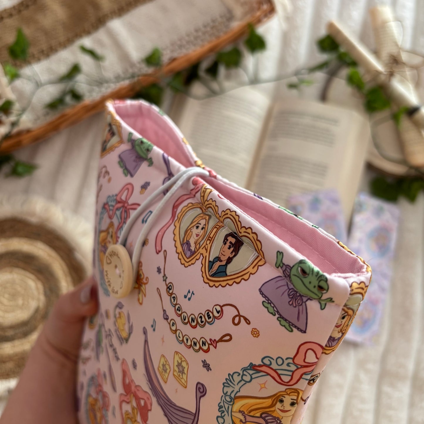 Funda literaria Rapunzel y Finn