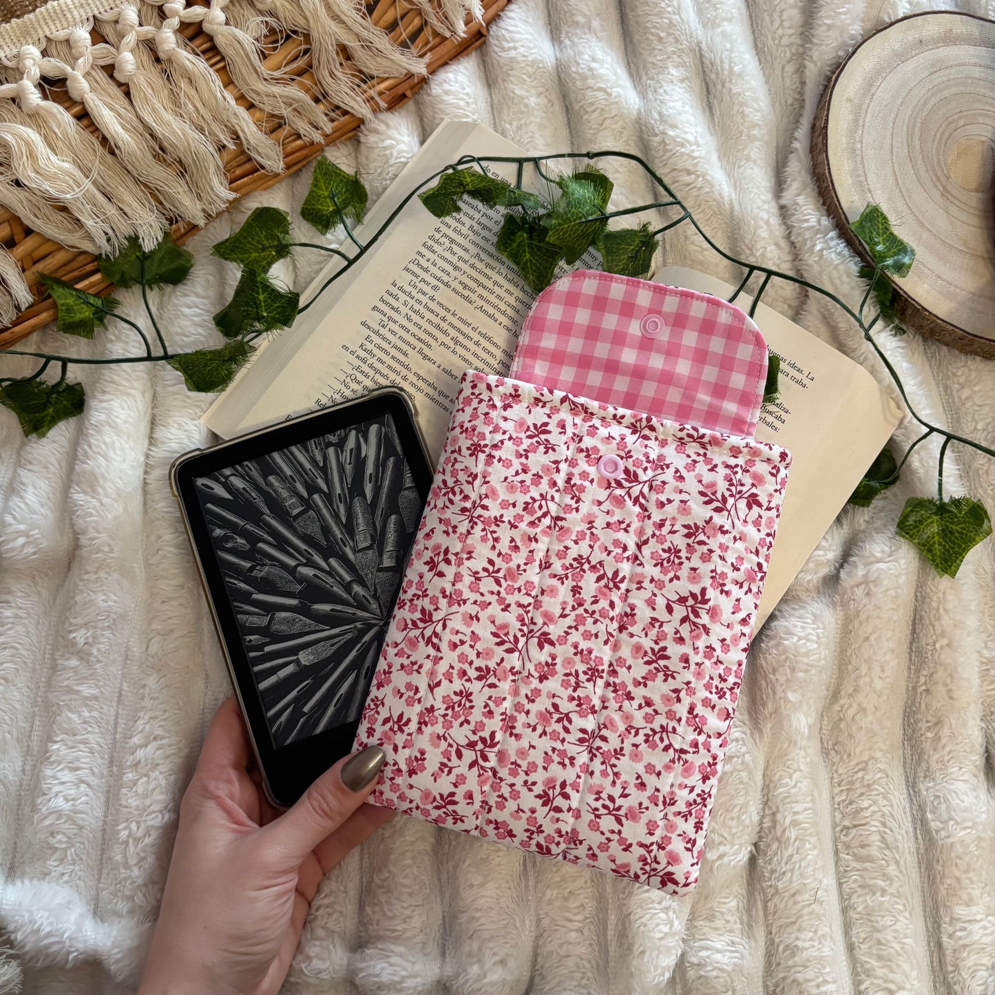 Funda para kindle Scarlett