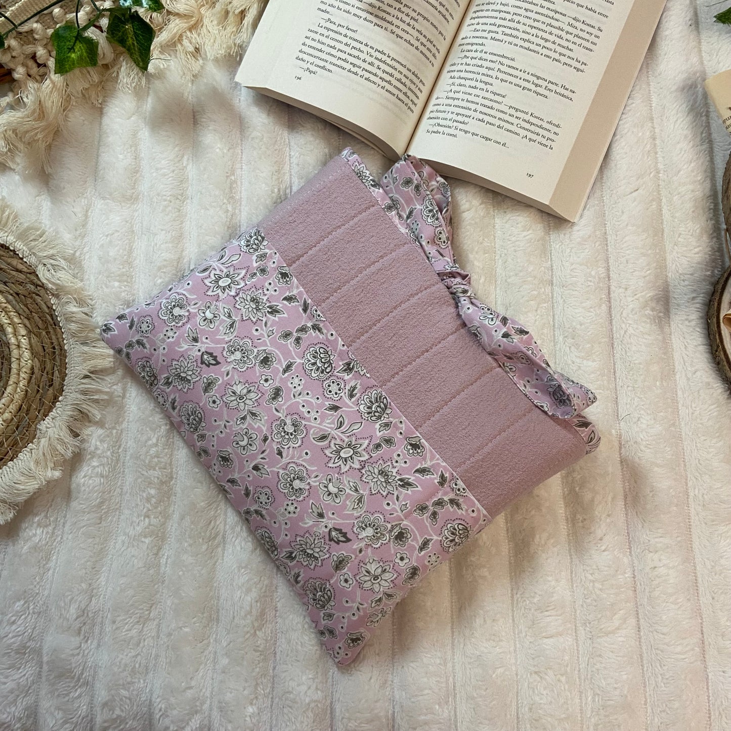 Funda literaria Rosalia con bolsillo acolchada