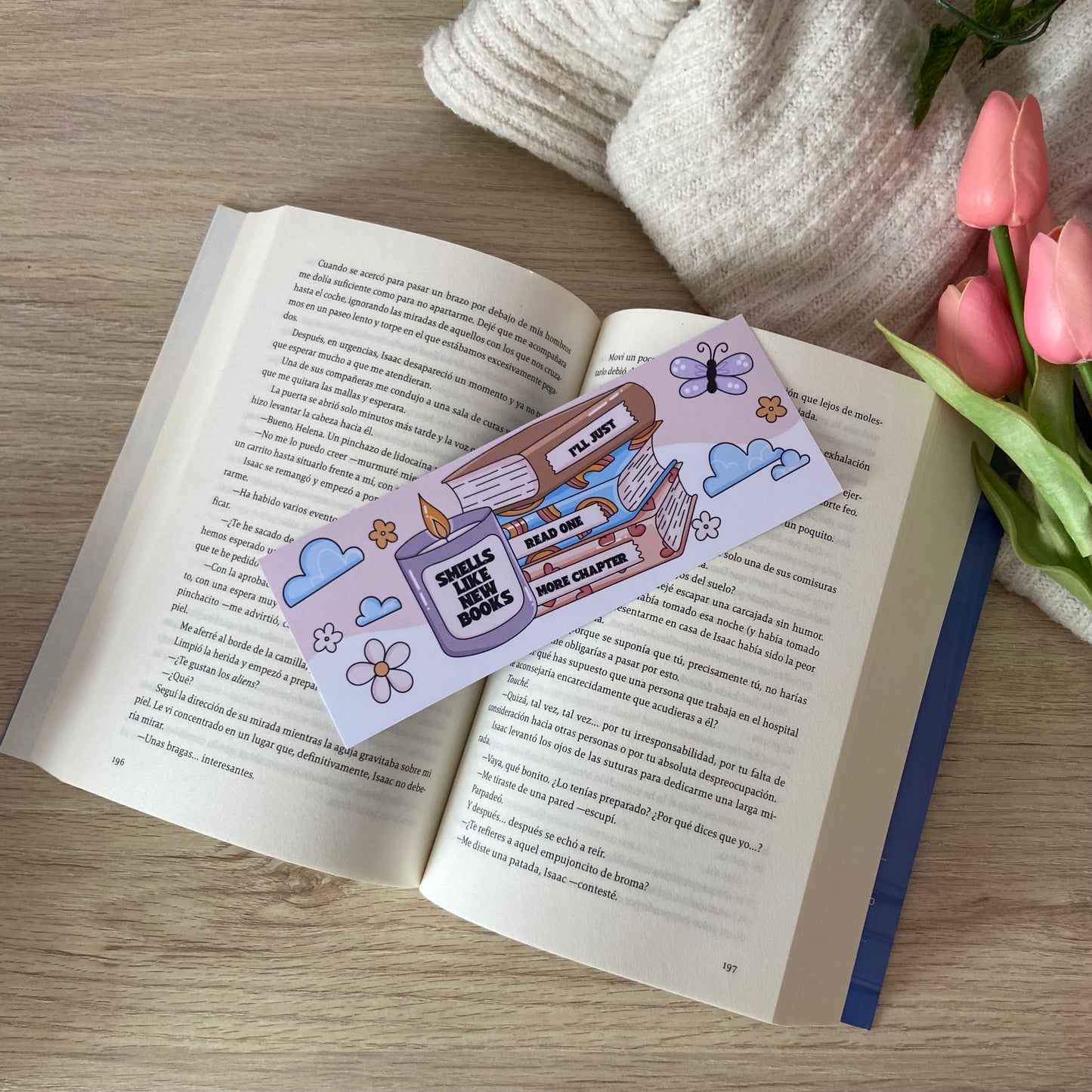 Marcapáginas smells like new books