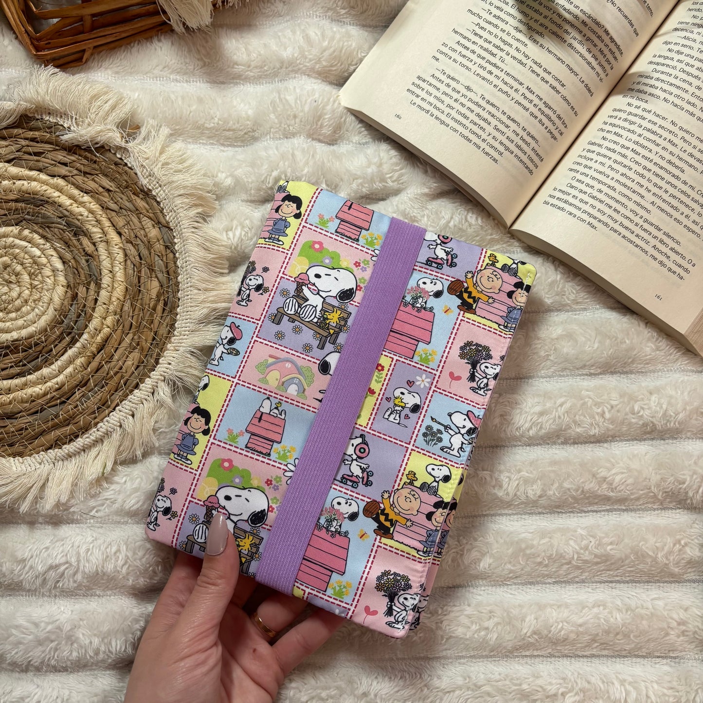 Funda de solapas para ebook Snoopy en la vida