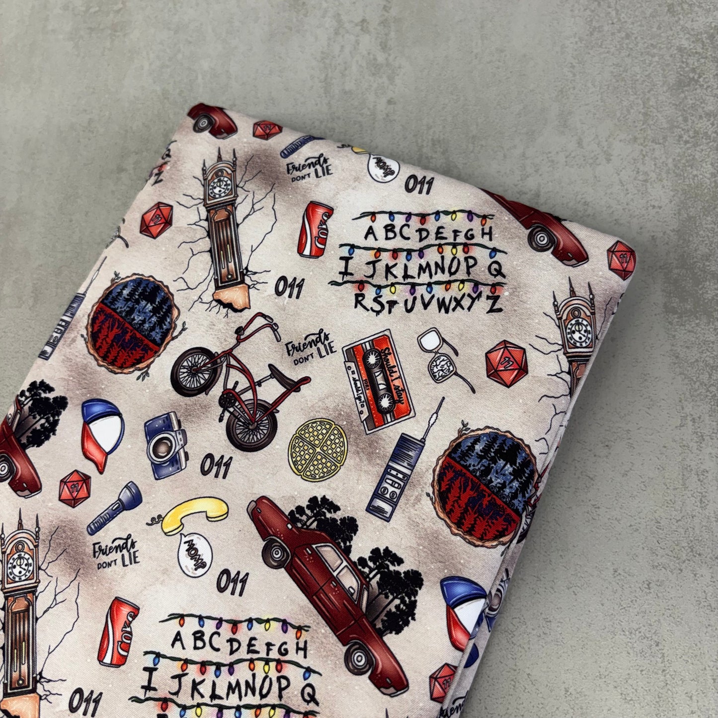 Funda ajustable Stranger things