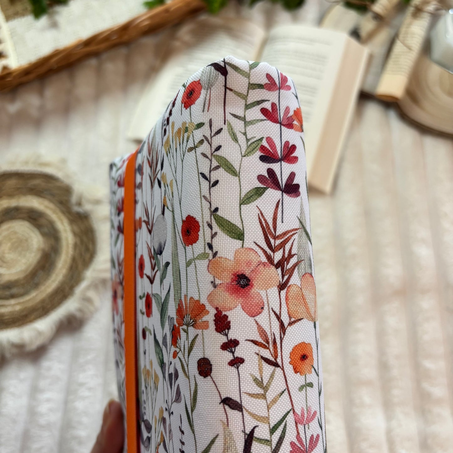 Funda ajustable ramas de flores impermeable