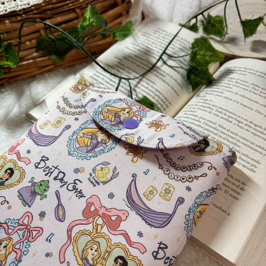 Funda kindle/kobo libra colour Rapunzel y Finn