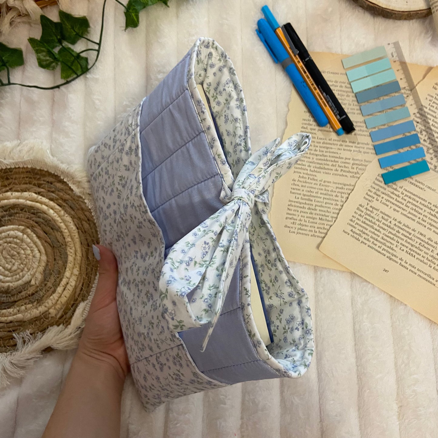 Funda literaria Bloom acolchada con bolsillos