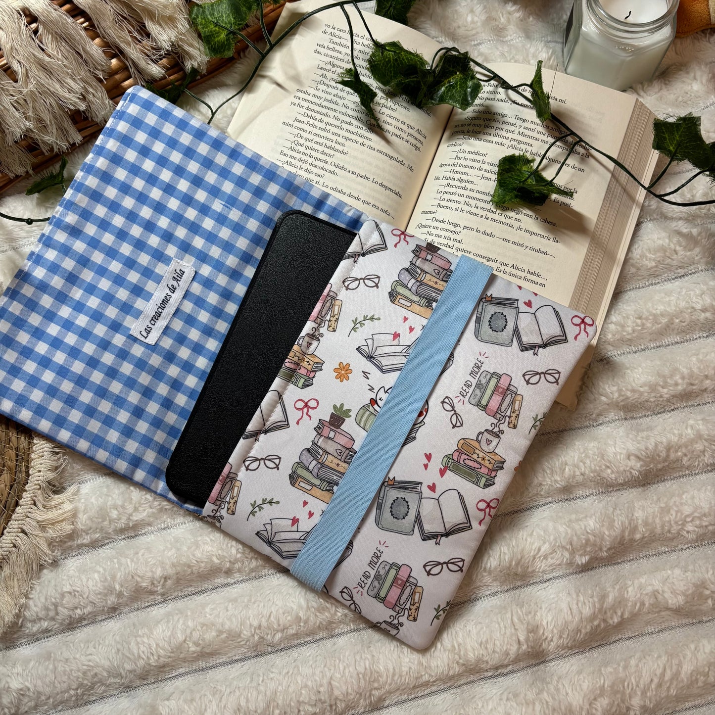 Funda de solapas para ebook gatitos lectores
