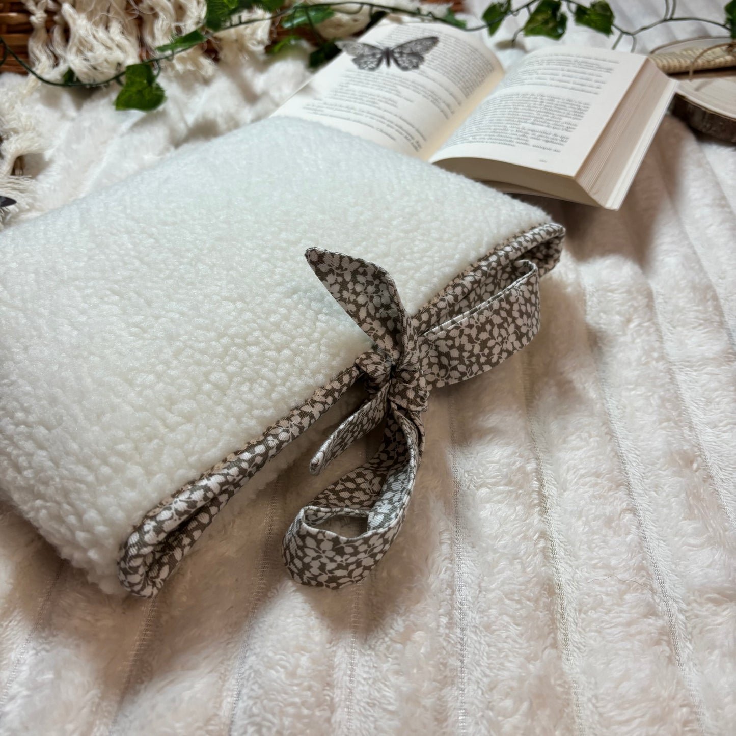 Funda literaria borreguito Calma