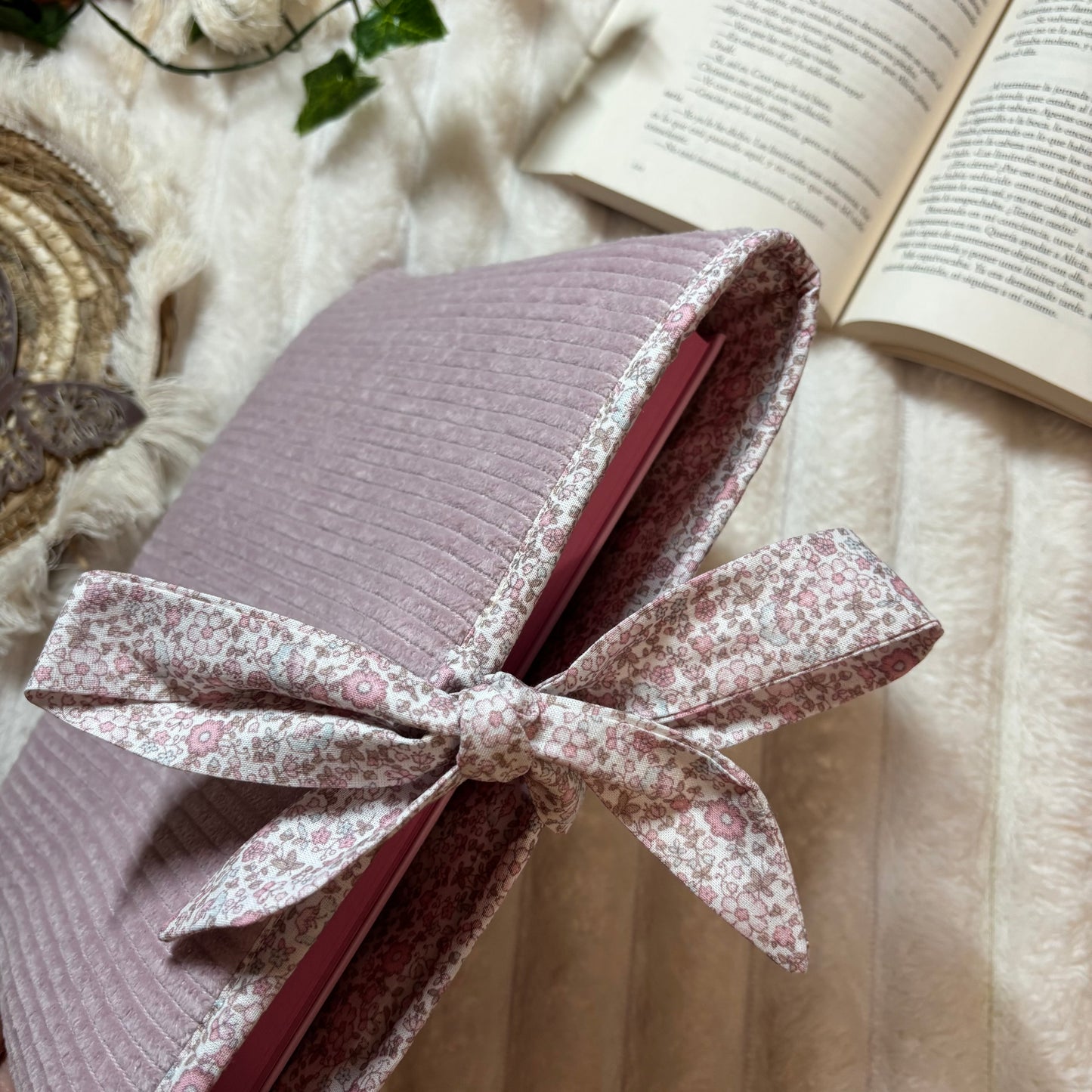 Funda literaria California de pana