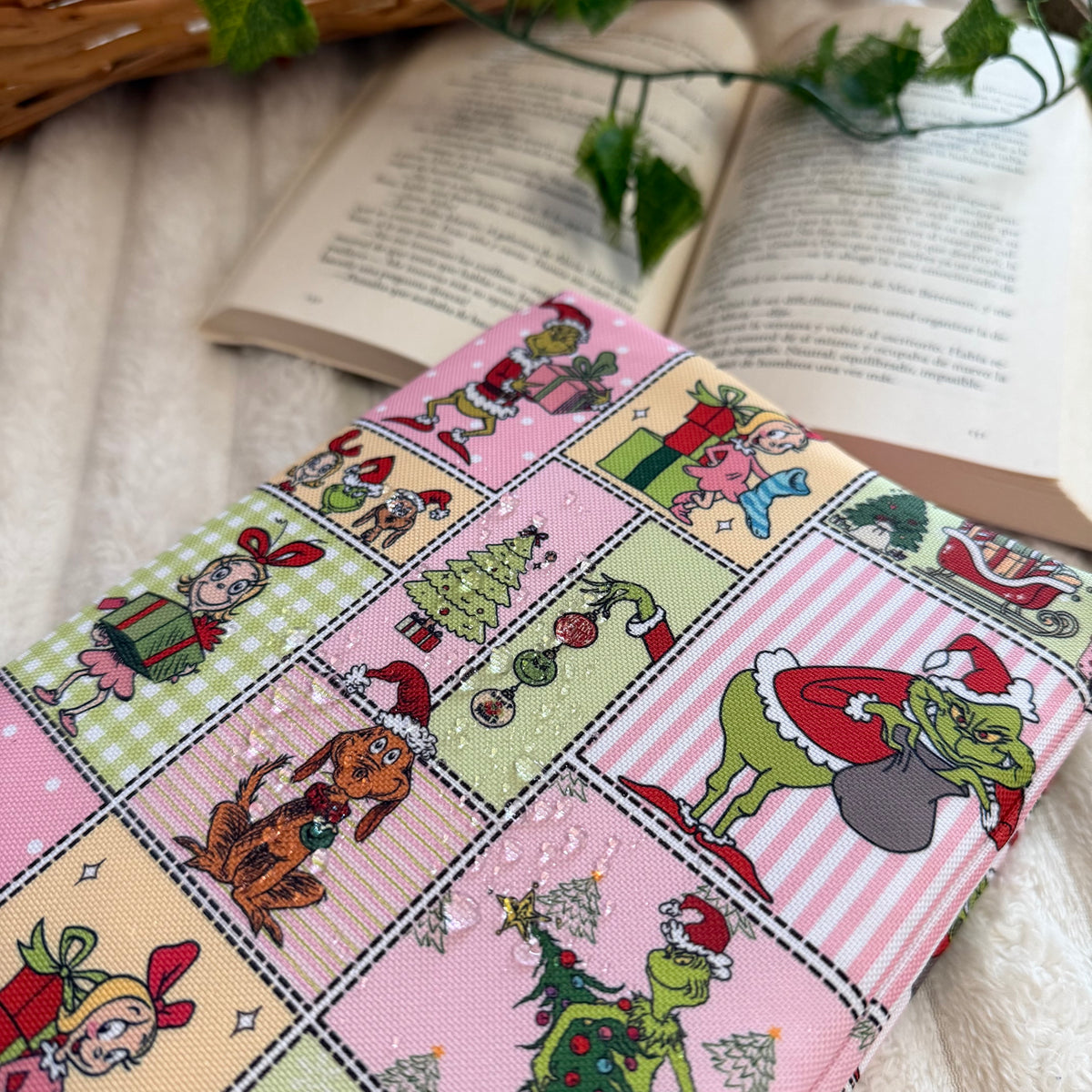 Funda ajustable Grinch impermeable