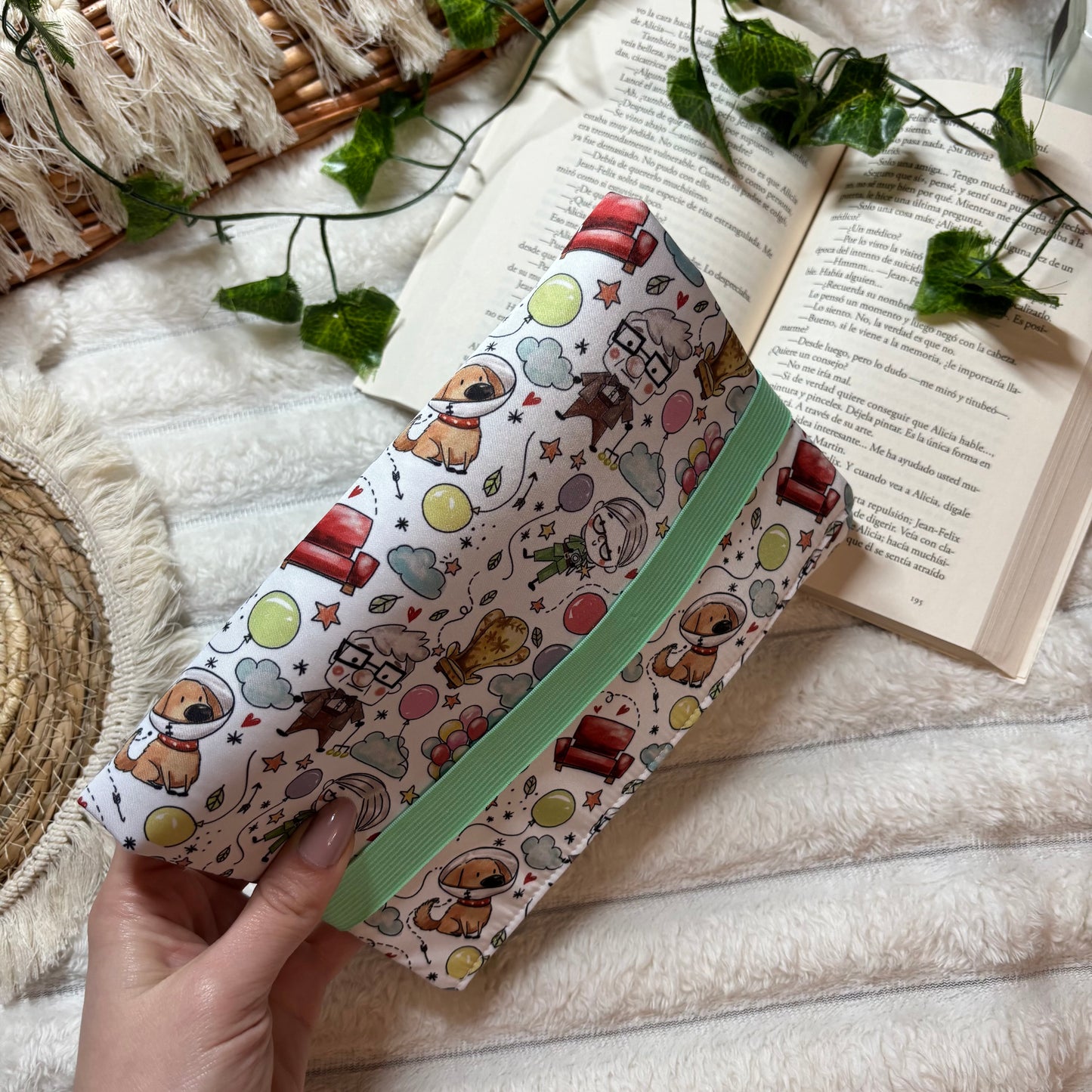 Funda de solapas para ebook Up