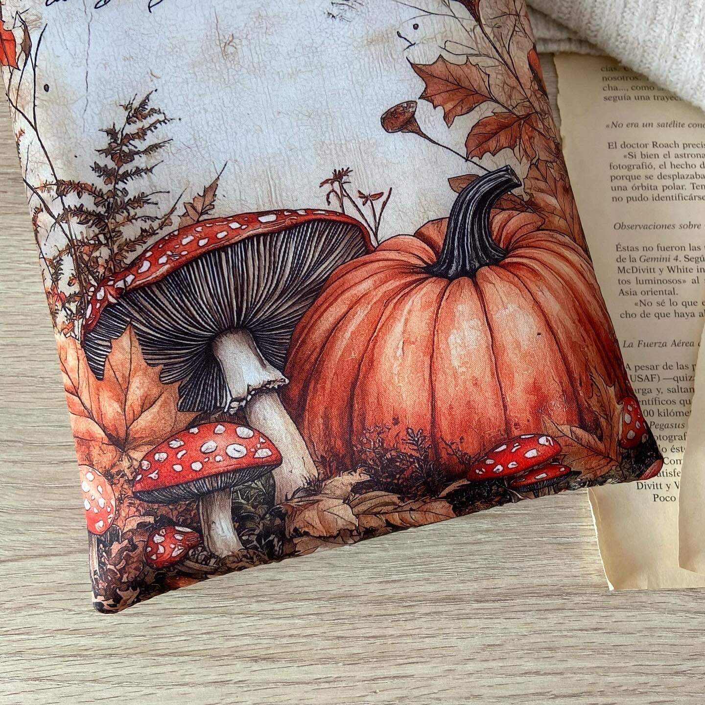 Funda literaria la lluvia en otoño
