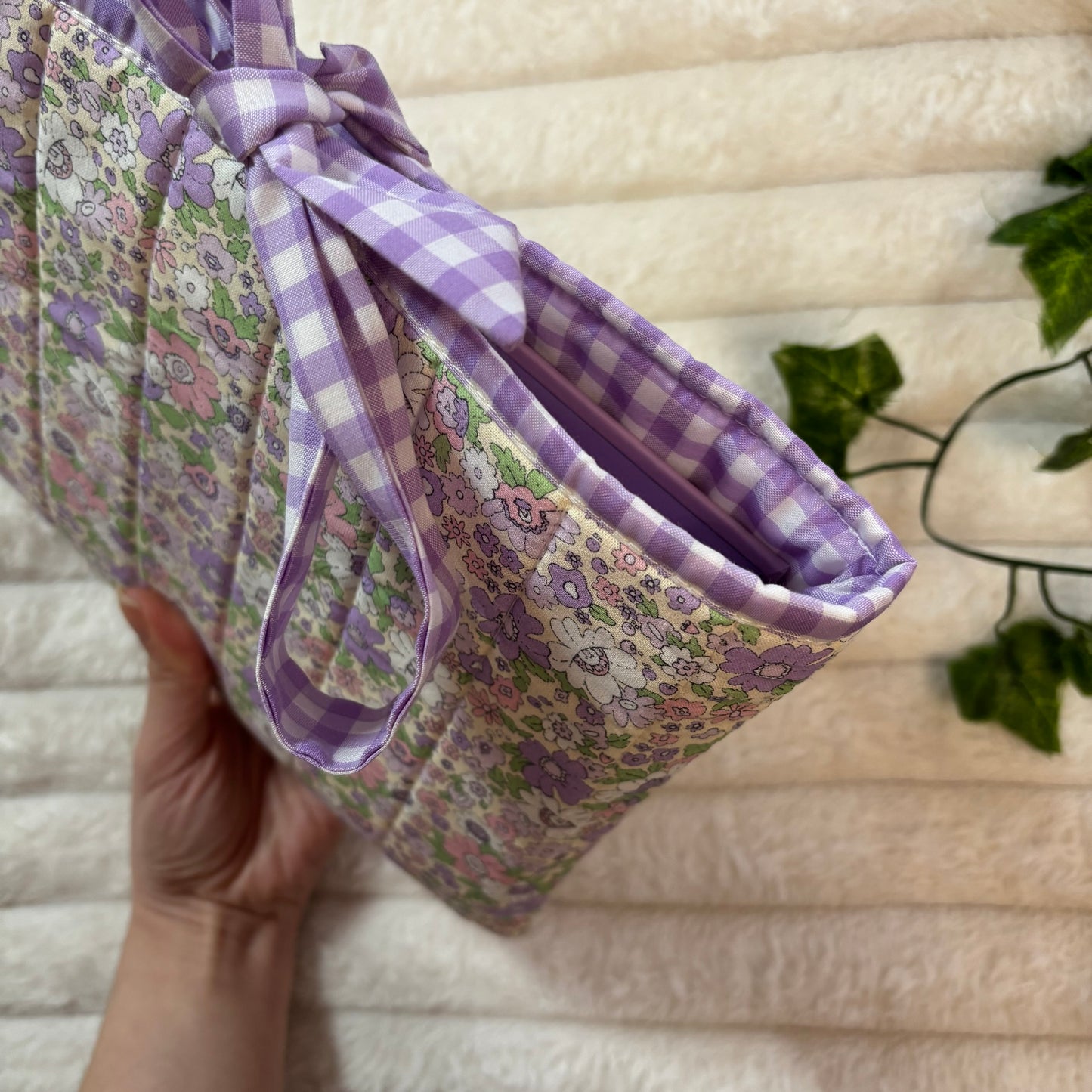 Funda literaria Anastasia