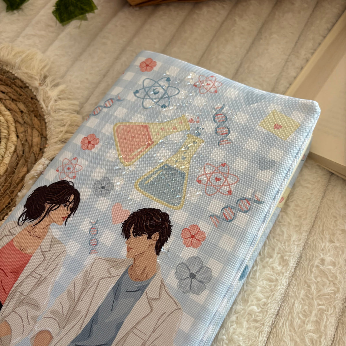 Funda ajustable impermeable inspirada en La hipótesis del amor impermeable