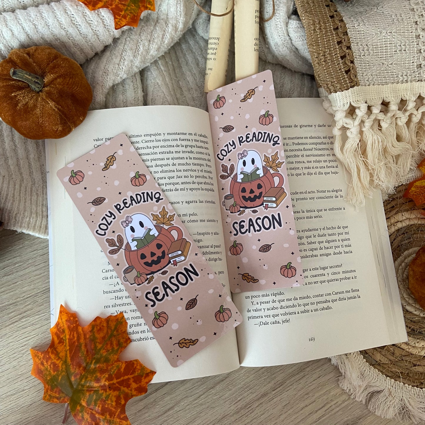 Marcapáginas Cozy reading season