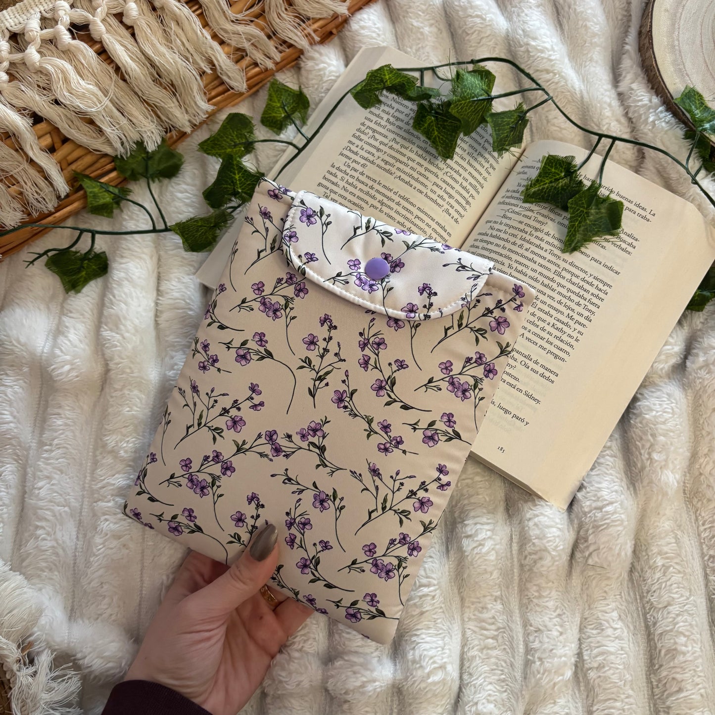 Funda kindle/kobo libra colour Afrodita