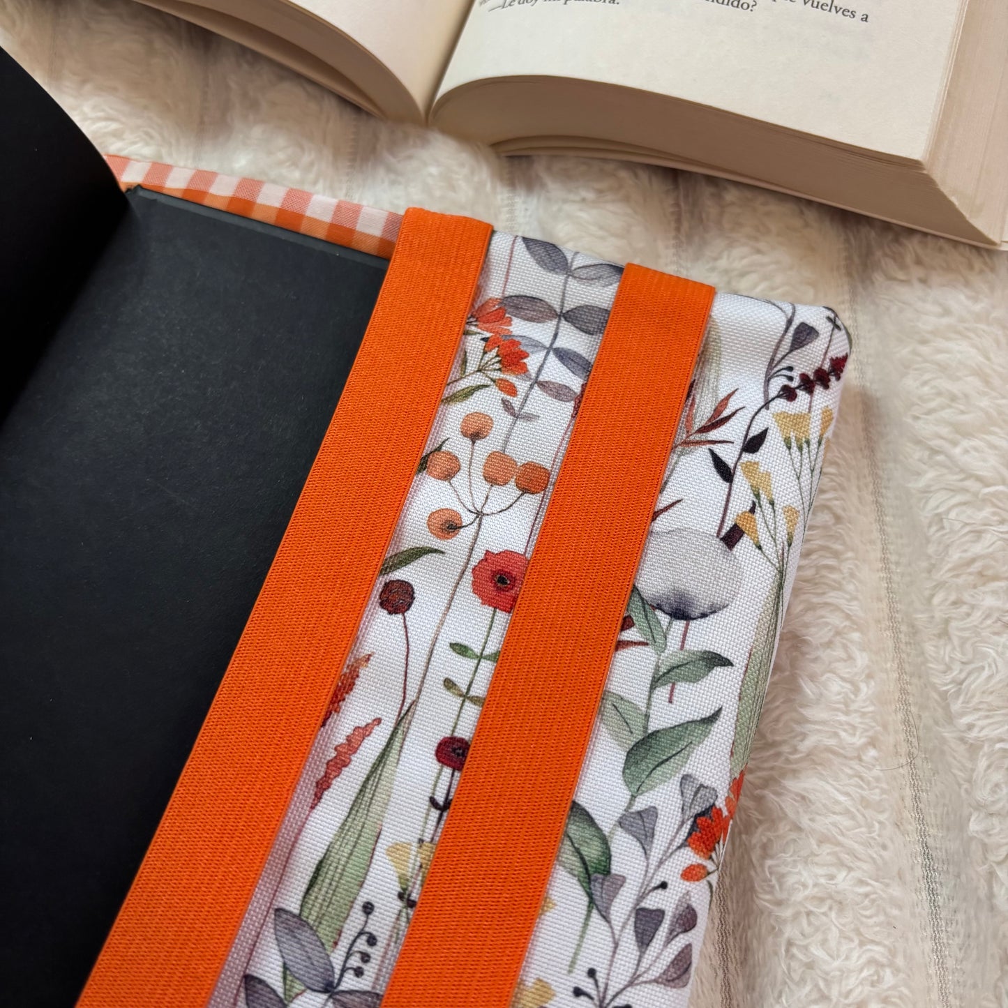 Funda ajustable ramas de flores impermeable