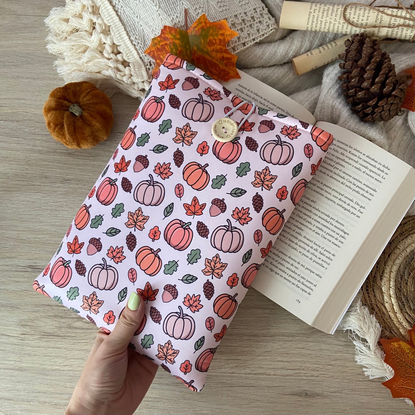 Funda literaria calabazas en otoño