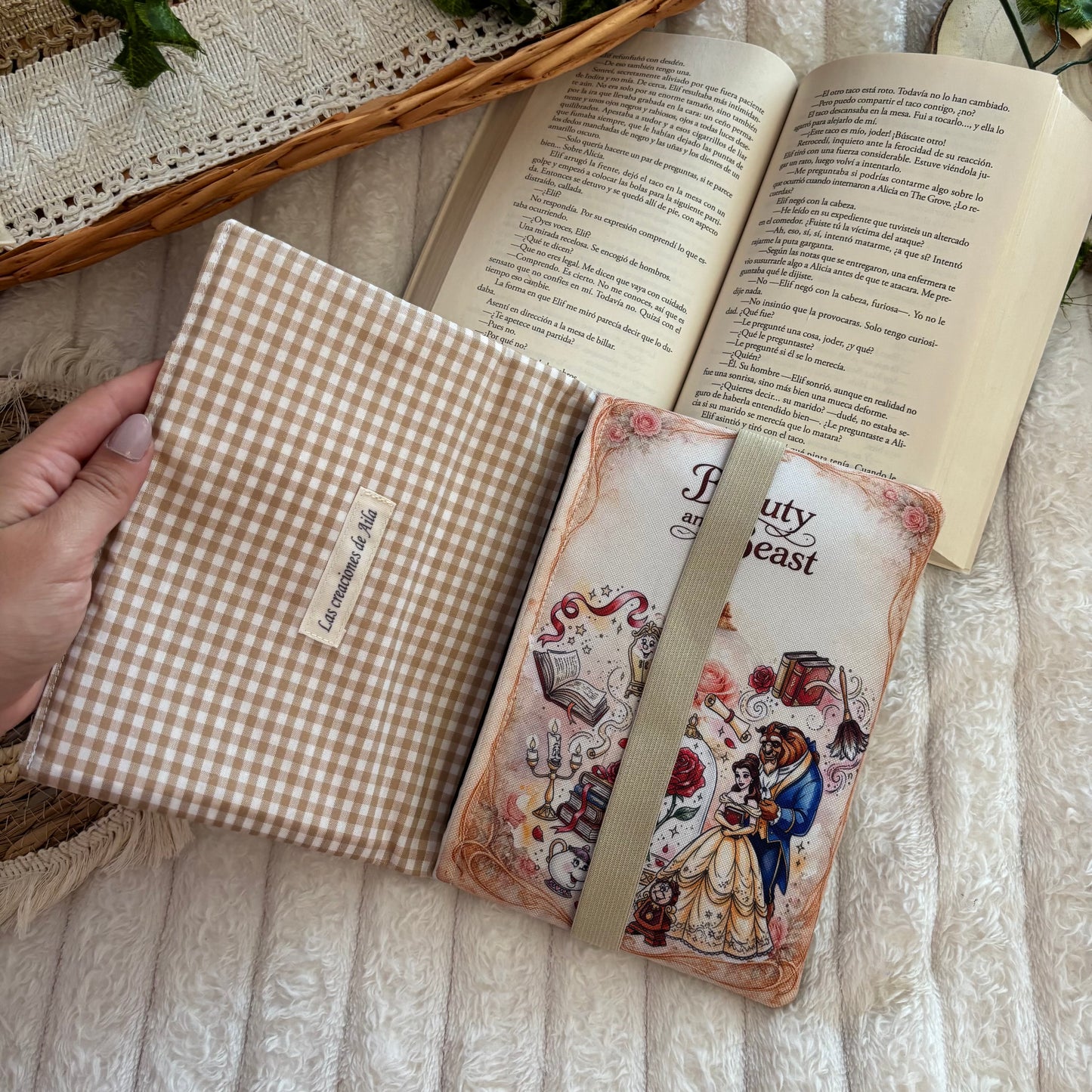Funda de solapas para ebook érase una vez Bella y Bestia impermeable