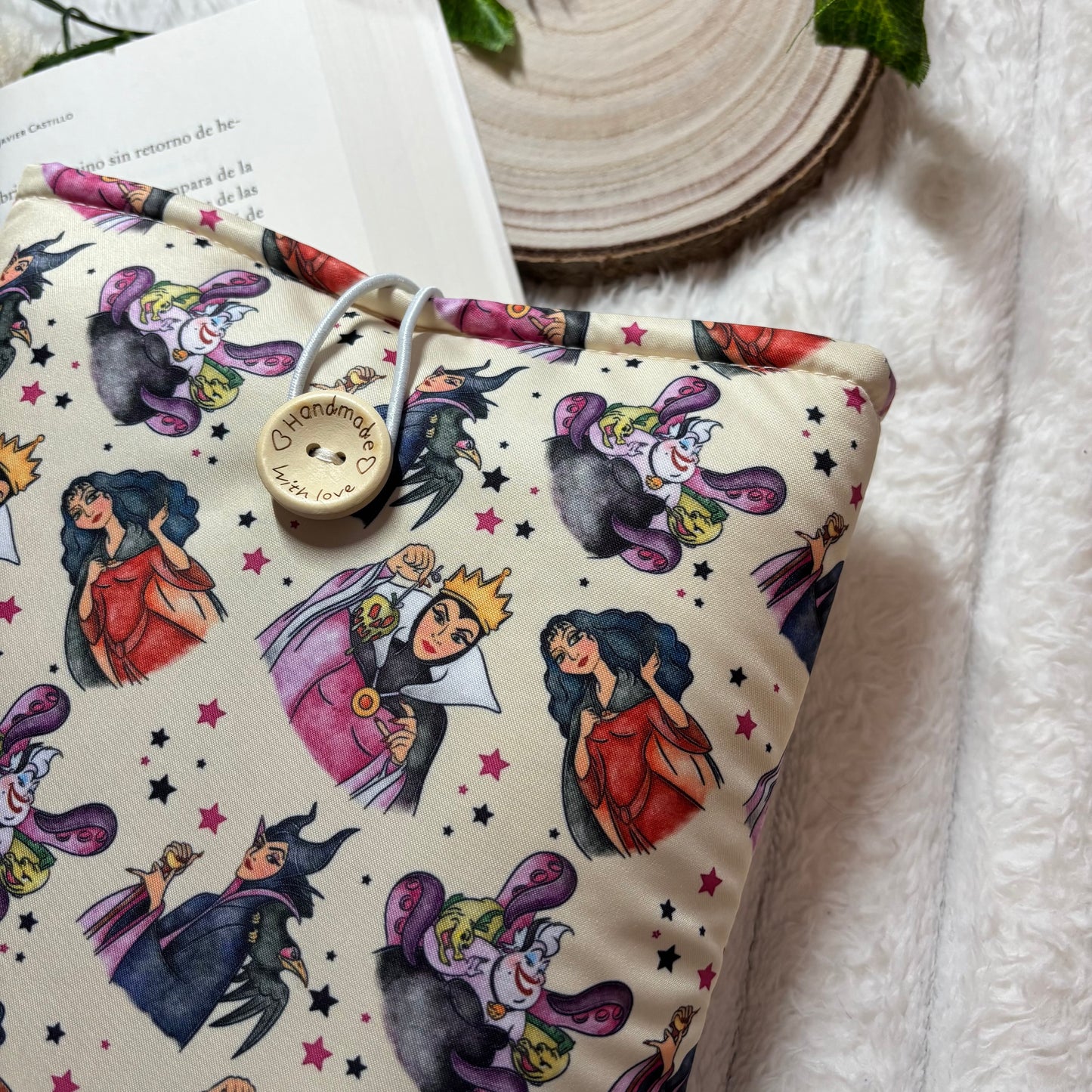 Funda literaria Villanas Disney