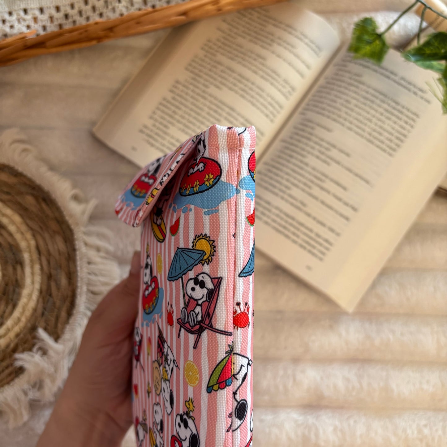 Funda kindle/kobo libra colour Snoopy veraniego impermeable