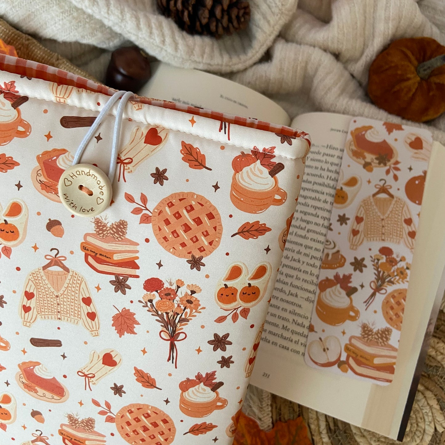 Funda literaria here comes the Autumn