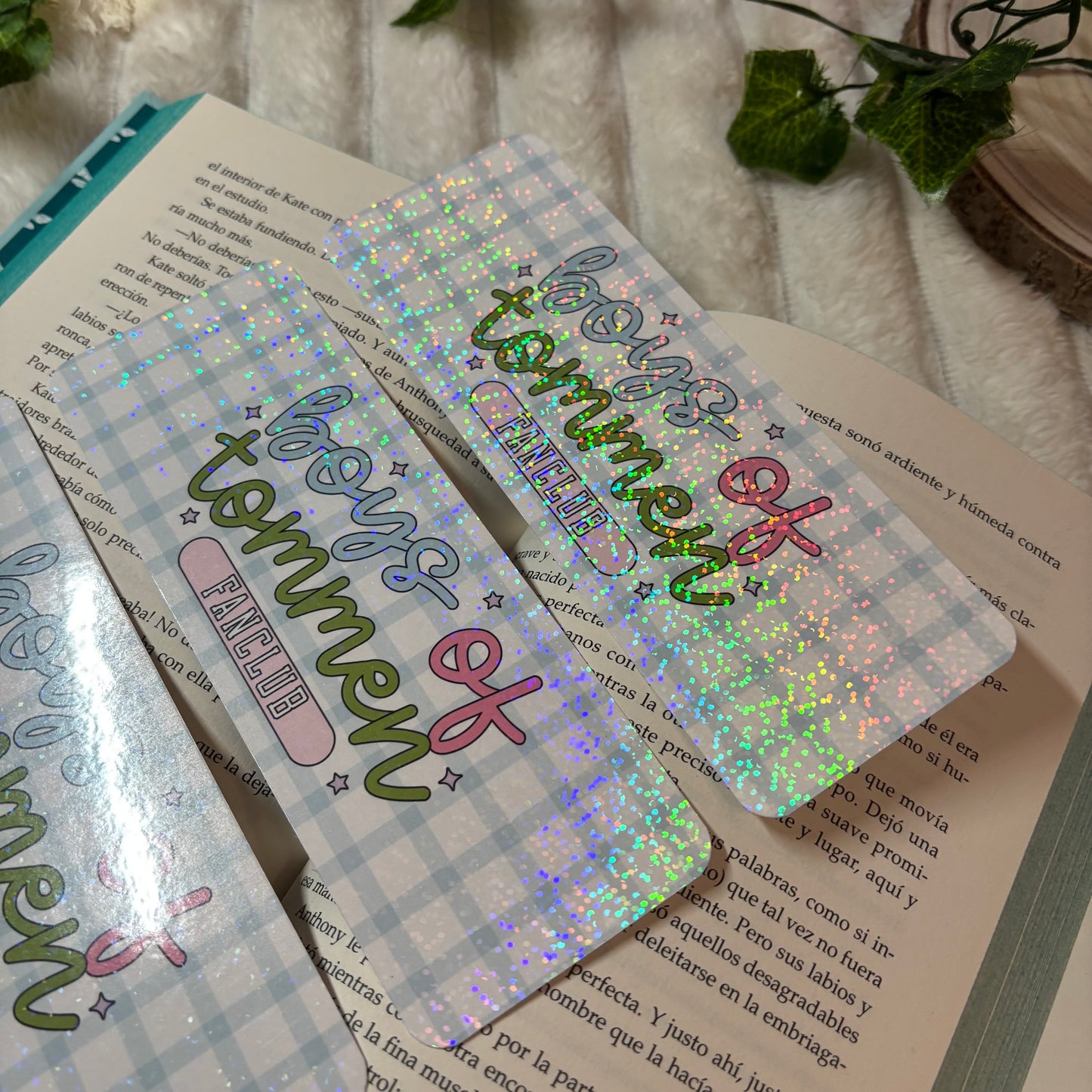 Marcapáginas Boys of Tommen bookclub holográfico