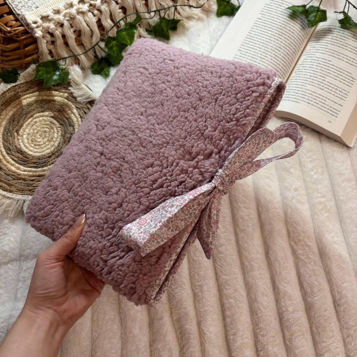 Funda literaria borreguito Wanda